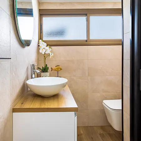 Casa Lola - Renovated Close To Center And Appartamento